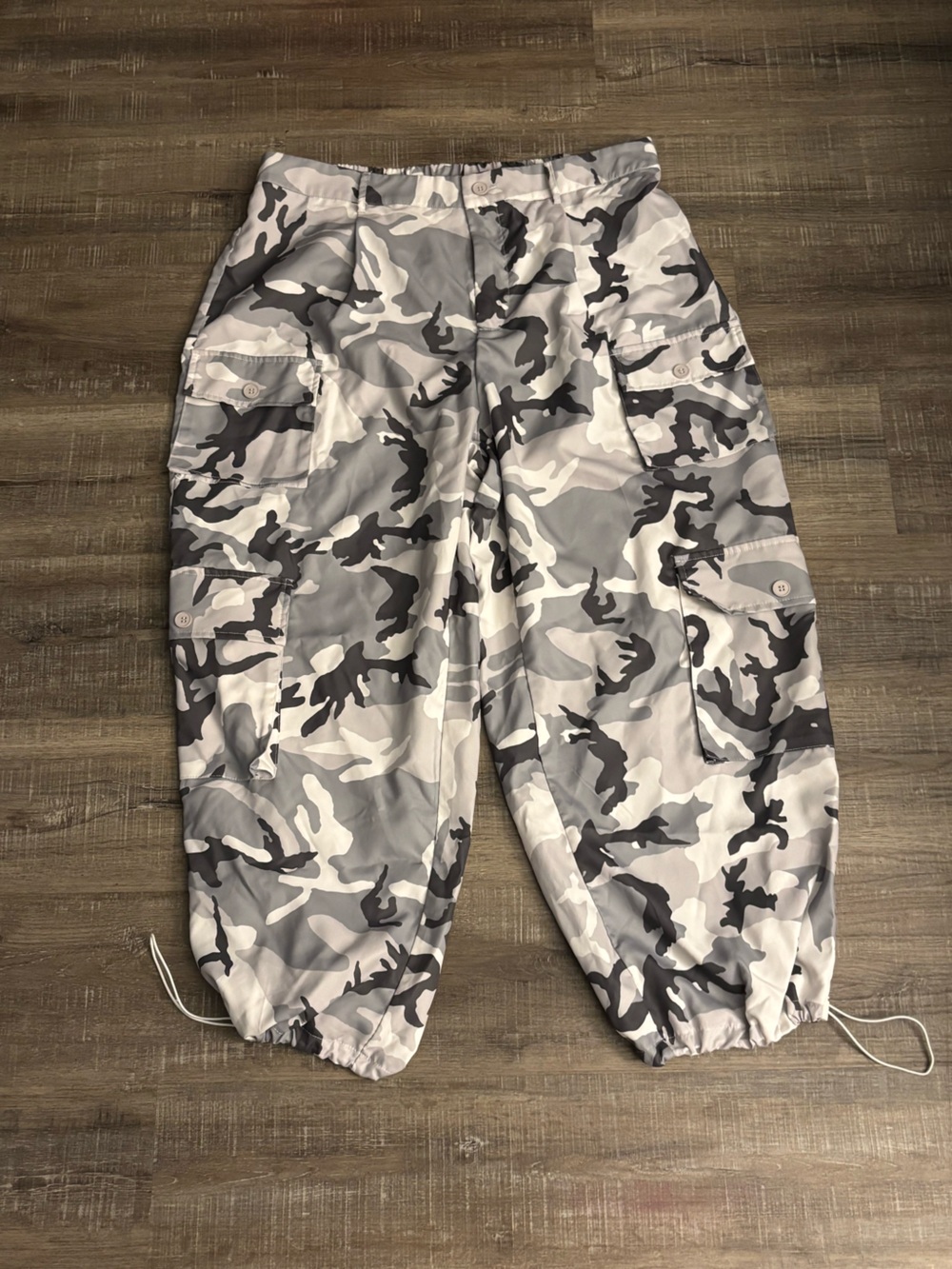 Shein Women’s Camo Parachute Pants